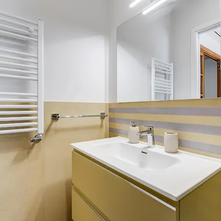 Lejlighed Fama - Quiet&bright 2br *